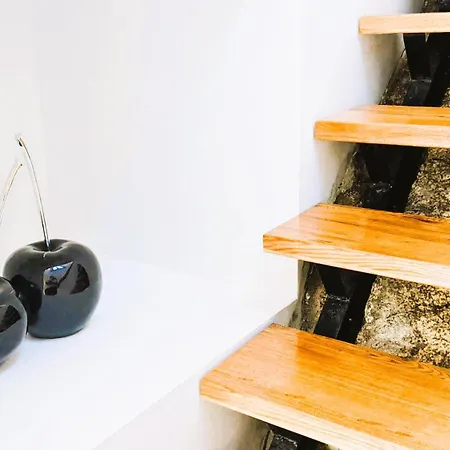 Lagarto Pintado Casa N'aldeia * Castelo Novo