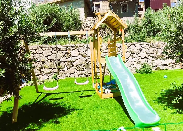 Lagarto Pintado Casa N'aldeia * Castelo Novo