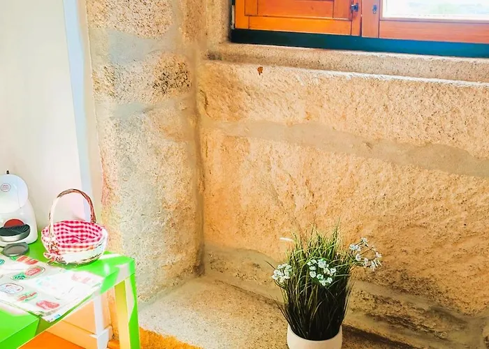 Lagarto Pintado Casa N'aldeia Castelo Novo